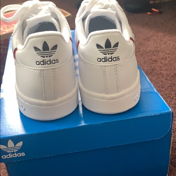 Adidas - Picture 2 of 2